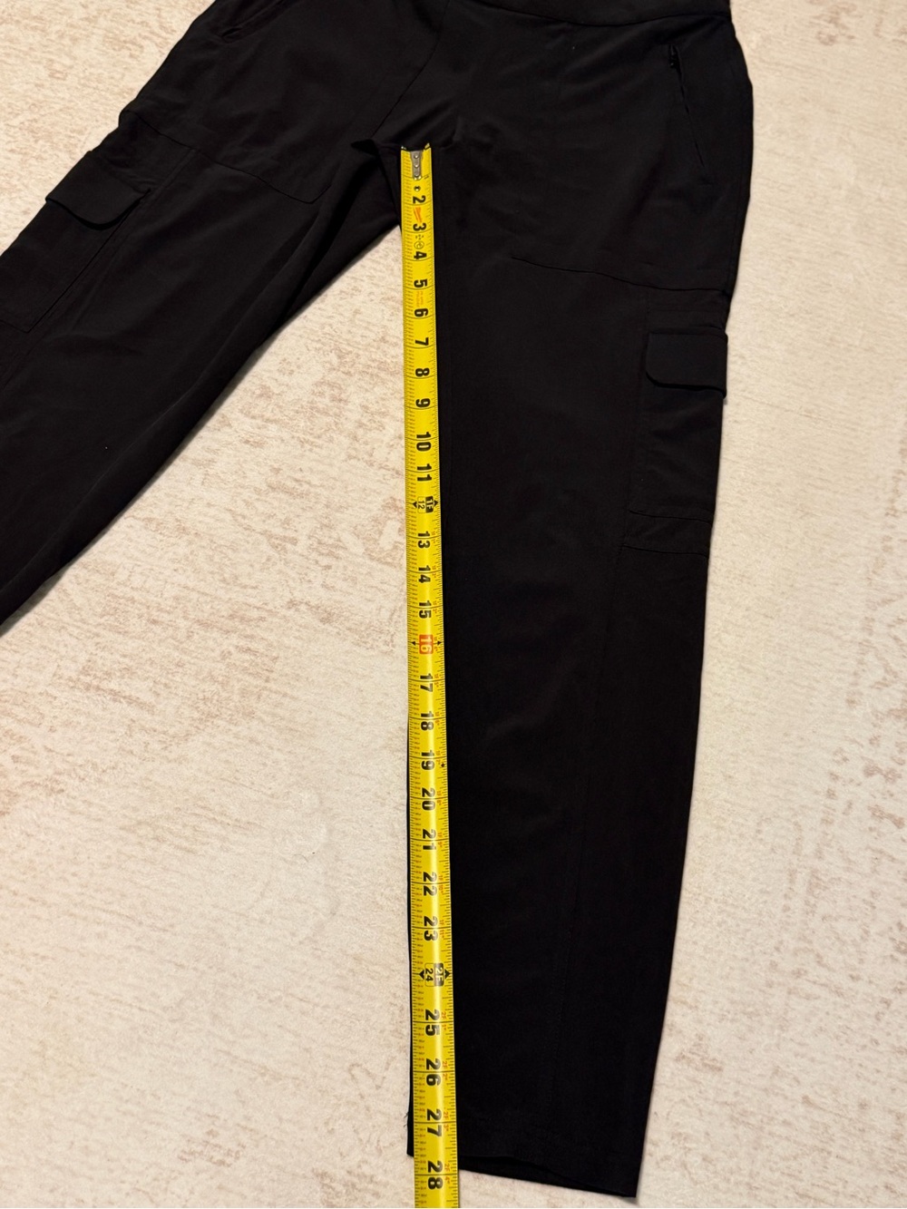 Athleta Black Cargo Jogger Pants Women’s Size 4 - Picture 5 of 6